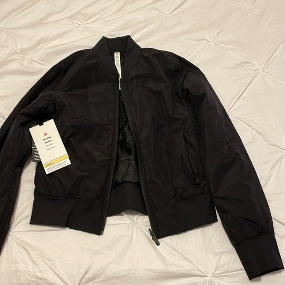 Full zip lululemon bomber jacket